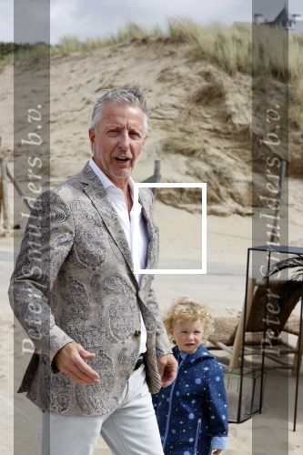 Noordwijk 16 juli 2020
Rene v d Gijp en zijn vrouw Minouche trouwen bij beachclub Tulum.