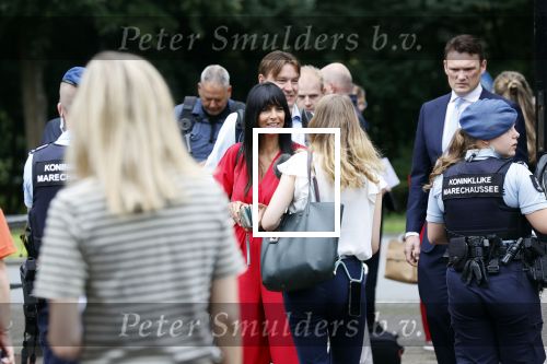 Den Haag  17 juli 2020
Koninklijk fotouurtje in de tuin van Huis ten Bosch . Vanwege corona was er veel minder pers uitgenodigd dan andere jaren. Aanwezig koning Willem Alexander Koningina Maxima en de prinsessen Amalia Alexia en Ariane . Sanfra Schuurhof