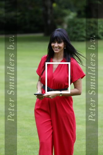 Den Haag  17 juli 2020
Koninklijk fotouurtje in de tuin van Huis ten Bosch . Vanwege corona was er veel minder pers uitgenodigd dan andere jaren. Aanwezig koning Willem Alexander Koningina Maxima en de prinsessen Amalia Alexia en Ariane . Sanfra Schuurhof