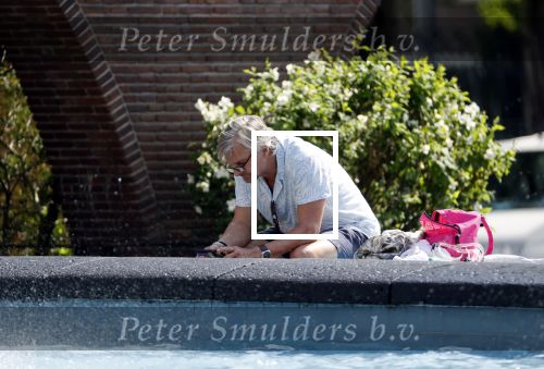 Amsterdam 17 juni 2020
Victor Reinier gaat met zijn dochtertje zwemmen