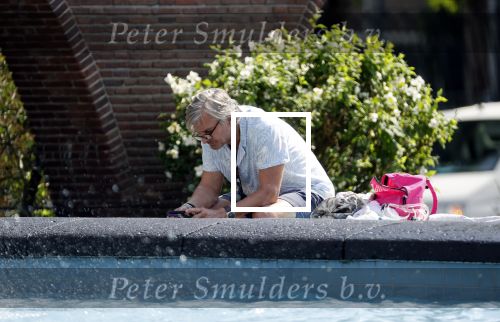 Amsterdam 17 juni 2020
Victor Reinier gaat met zijn dochtertje zwemmen
