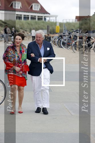 Noordwijk 16 juli 2020
Rene v d Gijp en zijn vrouw Minouche trouwen bij beachclub Tulum.