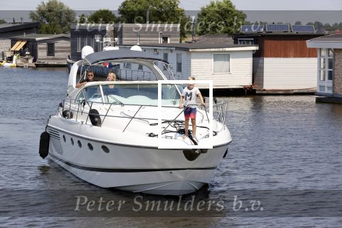 Assendelft 26 juni 2020
Wolter Kroes en zijn vrouw Tessa en zoon Tom gaan varen met zijn prachtige boot