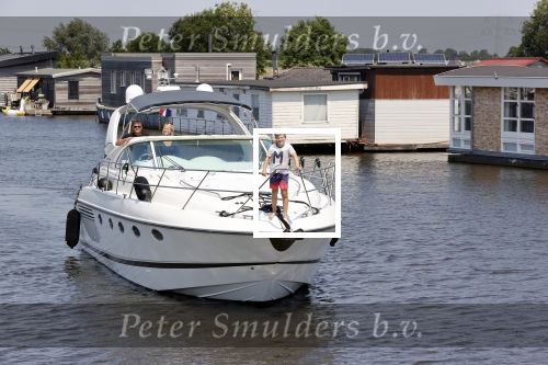 Assendelft 26 juni 2020
Wolter Kroes en zijn vrouw Tessa en zoon Tom gaan varen met zijn prachtige boot
