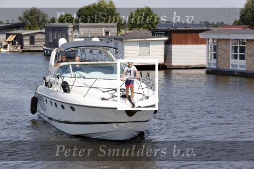 Assendelft 26 juni 2020
Wolter Kroes en zijn vrouw Tessa en zoon Tom gaan varen met zijn prachtige boot