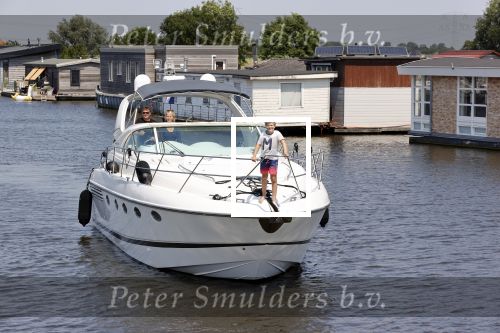 Assendelft 26 juni 2020
Wolter Kroes en zijn vrouw Tessa en zoon Tom gaan varen met zijn prachtige boot