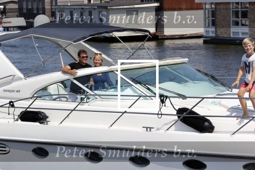 Assendelft 26 juni 2020
Wolter Kroes en zijn vrouw Tessa en zoon Tom gaan varen met zijn prachtige boot