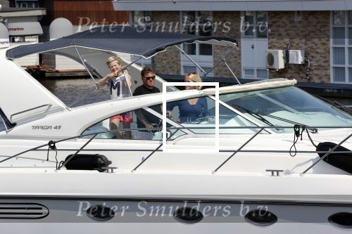 Assendelft 26 juni 2020
Wolter Kroes en zijn vrouw Tessa en zoon Tom gaan varen met zijn prachtige boot