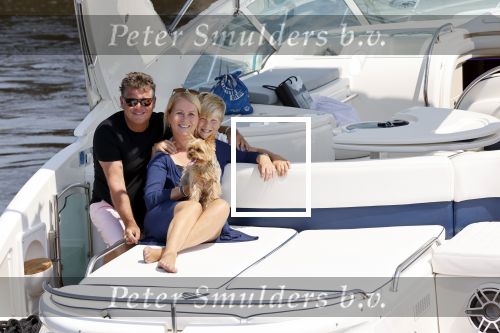 Assendelft 26 juni 2020
Wolter Kroes en zijn vrouw Tessa en zoon Tom gaan varen met zijn prachtige boot