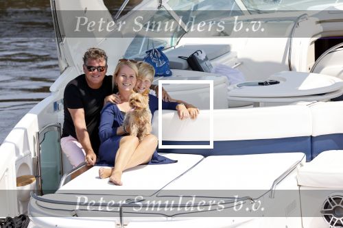 Assendelft 26 juni 2020
Wolter Kroes en zijn vrouw Tessa en zoon Tom gaan varen met zijn prachtige boot
