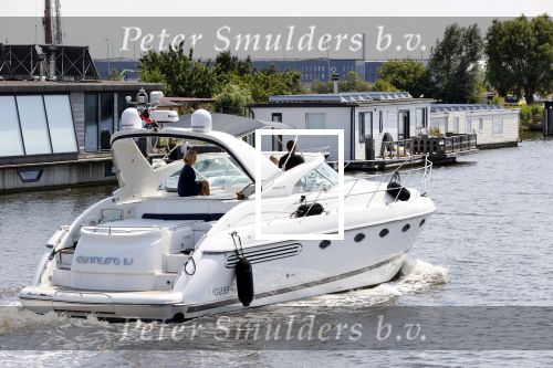 Assendelft 26 juni 2020
Wolter Kroes en zijn vrouw Tessa en zoon Tom gaan varen met zijn prachtige boot