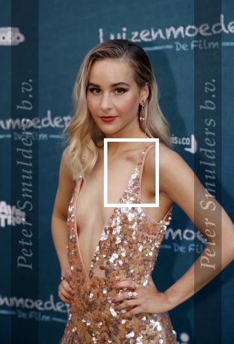 Amsterdam 16 juli 2021
Premiere de Luizenmoeder in Tuschinski.
Aiko Mila Beemsterboer met haar ouders