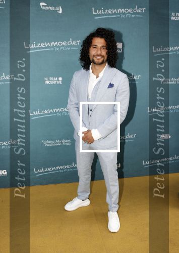 Amsterdam 16 juli 2021
Premiere de Luizenmoeder in Tuschinski.
Alkan ï¿½ï¿½klï¿½
Alcan Coklu