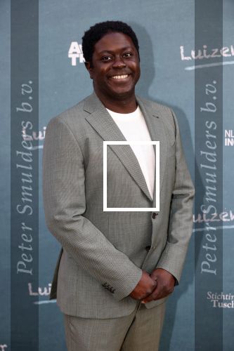 Amsterdam 16 juli 2021
Premiere de Luizenmoeder in Tuschinski.