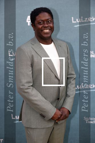 Amsterdam 16 juli 2021
Premiere de Luizenmoeder in Tuschinski.