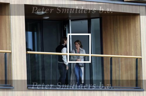 Bergschenhoek / Rotterdam 15 juli 2021
Andre Hazes en Sarah v Soelen hebben vandaag de sleutel van hun nieuwe huis / appartement gekregen.