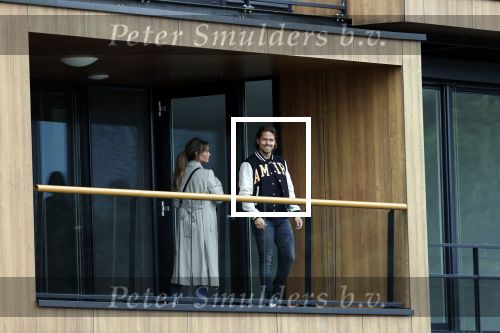Bergschenhoek / Rotterdam 15 juli 2021
Andre Hazes en Sarah v Soelen hebben vandaag de sleutel van hun nieuwe huis / appartement gekregen.