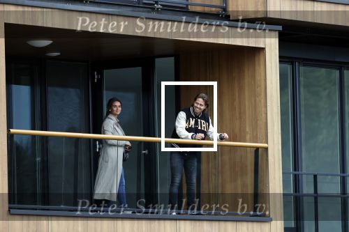 Bergschenhoek / Rotterdam 15 juli 2021
Andre Hazes en Sarah v Soelen hebben vandaag de sleutel van hun nieuwe huis / appartement gekregen.