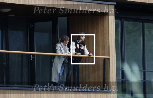 Bergschenhoek / Rotterdam 15 juli 2021
Andre Hazes en Sarah v Soelen hebben vandaag de sleutel van hun nieuwe huis / appartement gekregen.