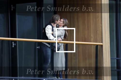 Bergschenhoek / Rotterdam 15 juli 2021
Andre Hazes en Sarah v Soelen hebben vandaag de sleutel van hun nieuwe huis / appartement gekregen.