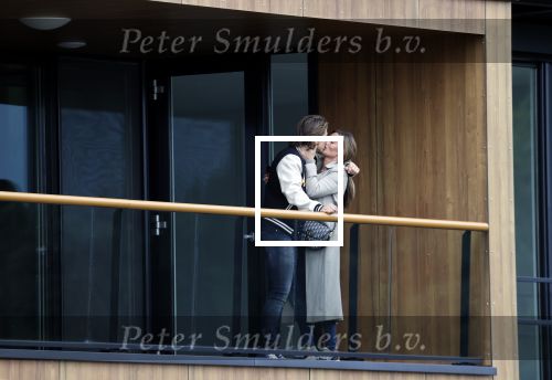 Bergschenhoek / Rotterdam 15 juli 2021
Andre Hazes en Sarah v Soelen hebben vandaag de sleutel van hun nieuwe huis / appartement gekregen.