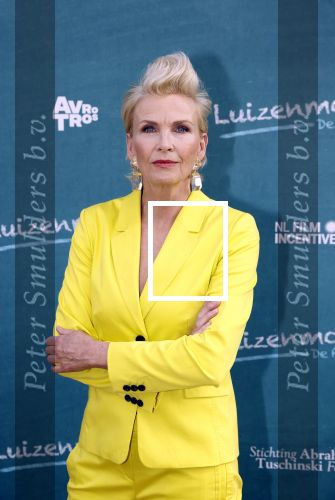 Amsterdam 16 juli 2021
Premiere de Luizenmoeder in Tuschinski. Anita Witzier
