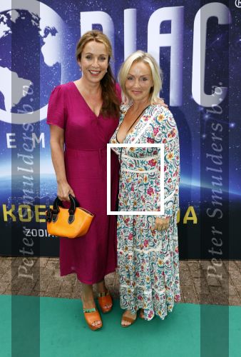 Breda 5 juli 2021
Premiere Zodiac in koepel gevangenis in Breda.
Annick Boer kwam met Lone v Roosendaal