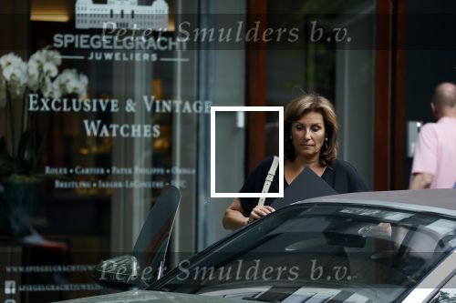 Amsterdam 17 juni 2021
Astrid Joosten doet boodschappen op de Beethovenstraat