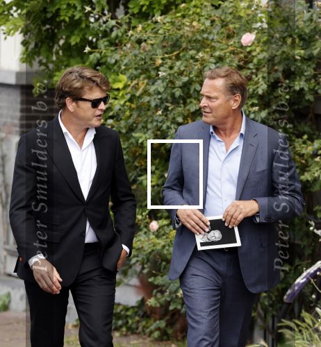 Amsterdam 22 juli 2021
Herdenkingsdienst van Peter R de Vries in Carre . Beau v Erven Dorens en Albert Verlinde