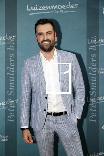 Amsterdam 16 juli 2021
Premiere de Luizenmoeder in Tuschinski.
Bjorn Remmerswaal met een kennis