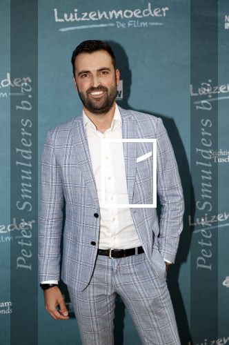 Amsterdam 16 juli 2021
Premiere de Luizenmoeder in Tuschinski.
Bjorn Remmerswaal met een kennis