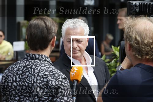 Amsterdam 22 juli 2021
Herdenkingsdienst van Peter R de Vries in Carre . Bram Moszkowicz en Vivian Boelen en carla Sluyter