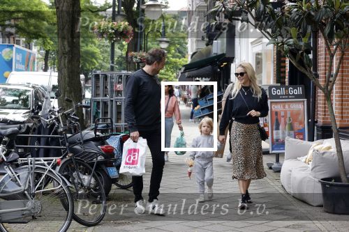 Amsterdam 26 juni 2021
Chantal janzen en haar man Marco Geeratz en zoon Bobby op de cornelis schuytstraat.
