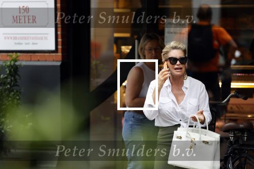 Amsterdam 28 juni 2021
Connie Witteman doet boodschappen op de cornelis schuytstraat