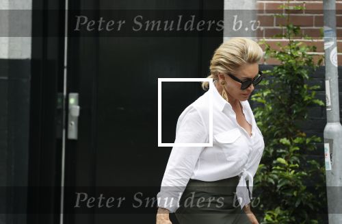 Amsterdam 28 juni 2021
Connie Witteman doet boodschappen op de cornelis schuytstraat