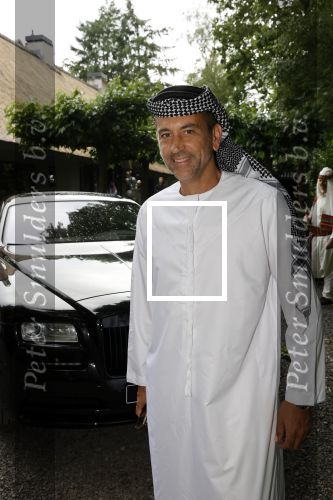 Blaricum 6 juli 2021
Gordon viert zijn verjaardag en dat hij zijn huis verkocht heeft. Ook gaat hij verhuizen naar Dubai. DJ Maurice