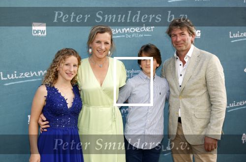 Amsterdam 16 juli 2021
Premiere de Luizenmoeder in Tuschinski.