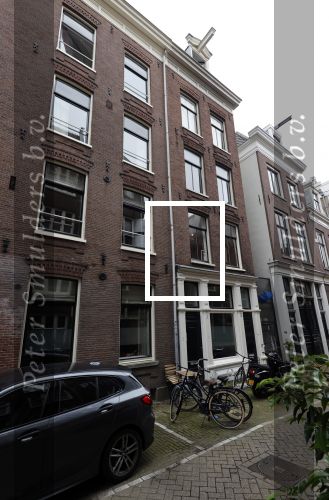 Amstetdam 14 juli 2021
Dotan heeft een nieuw pand gekocht met daarin 5 appartementen .