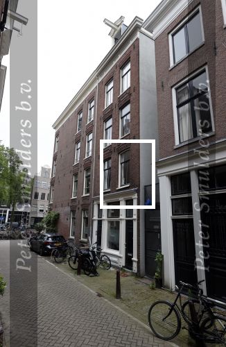 Amstetdam 14 juli 2021
Dotan heeft een nieuw pand gekocht met daarin 5 appartementen .