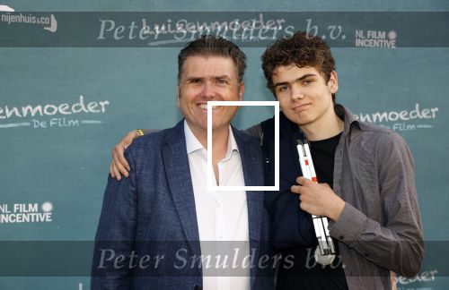 Amsterdam 16 juli 2021
Premiere de Luizenmoeder in Tuschinski. Edward Stelder met zijn zoon