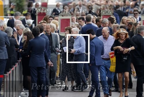 Amsterdam 22 juli 2021
Herdenkingsdienst van Peter R de Vries in Carre . Frits Barend met zijn vrouw