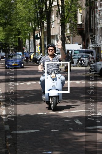 Amsterdam 15 juni 2021
Frits Huffnagel op zijn scooter in Amsterdam zuid