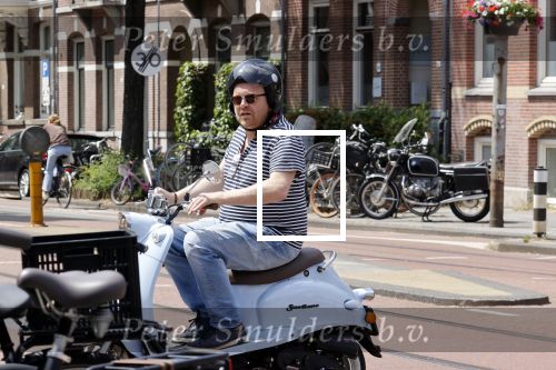 Amsterdam 15 juni 2021
Frits Huffnagel op zijn scooter in Amsterdam zuid