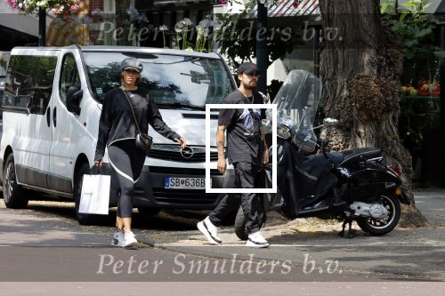 Amsterdam 19 juli 2021
Glennis Grace en haar  vriend LÃ©vy Simon op straat in Amsterdam zuid.