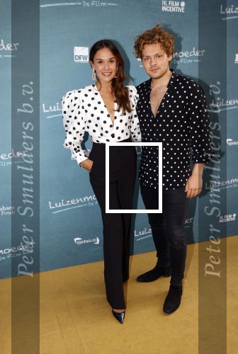 Amsterdam 16 juli 2021
Premiere de Luizenmoeder in Tuschinski.
Holly Mae Brood en partner Soy Kroon