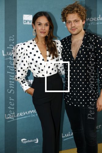 Amsterdam 16 juli 2021
Premiere de Luizenmoeder in Tuschinski.
Holly Mae Brood en partner Soy Kroon