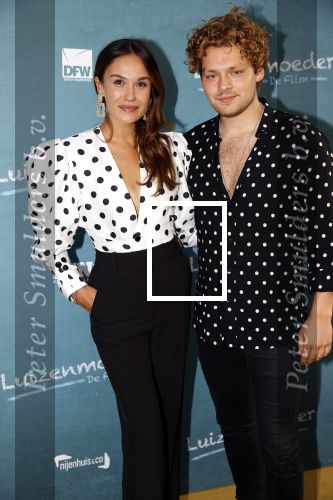 Amsterdam 16 juli 2021
Premiere de Luizenmoeder in Tuschinski.
Holly Mae Brood en partner Soy Kroon