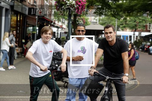 Amsterdam 9 en 10 juli 2021
Jalal Oba in Amsterdam zuid. jalal met Jeroen v d Boom