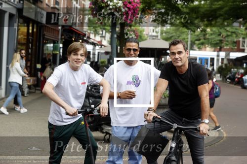 Amsterdam 9 en 10 juli 2021
Jalal Oba in Amsterdam zuid. jalal met Jeroen v d Boom