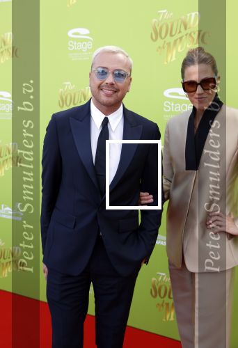 Scheveningen 9 juli 2021
Premiere sound of music in het circustheater.
Jamai Looman kwam met een kennis